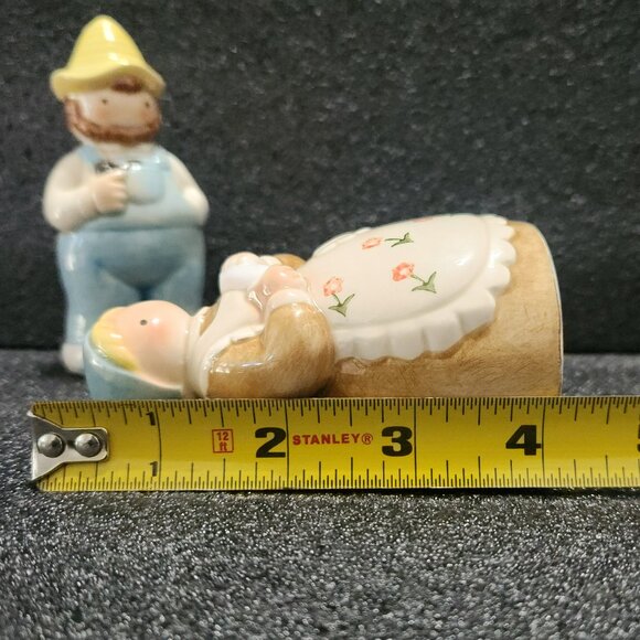 Farmer & Wife Salt & Pepper Shakers with Farmer Coffee Mug OTAGIRI Hand Crafted - Picture 15 of 16